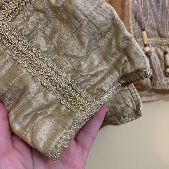 JA Resort | Vintage Gold 80’s Silk Tassel Wood Bead Quilted Open Front Jacket - Picture 7 of 17